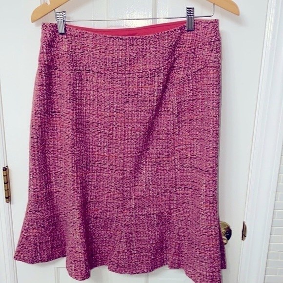 Neiman Marcus Wool tweed rose pink skirt. Fit and flare. Size 10. - Picture 2 of 9